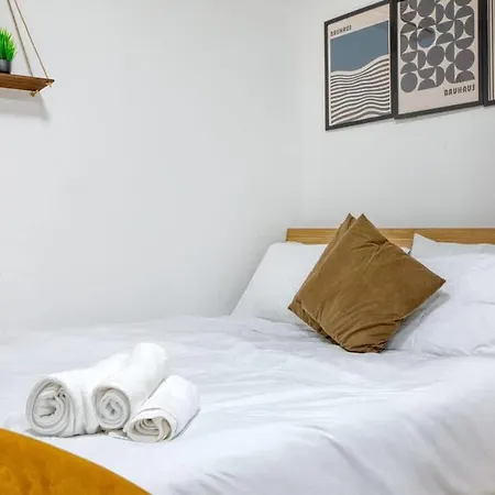Stylish Studio With Easy Access To Valletta & Sliema *