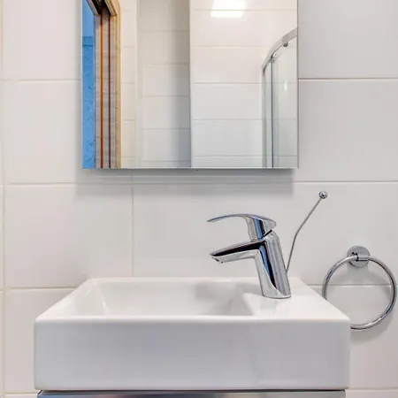 Stylish Studio With Easy Access To Valletta & Sliema