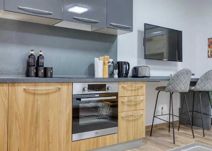 Quiet Cosy & Gwardamanga