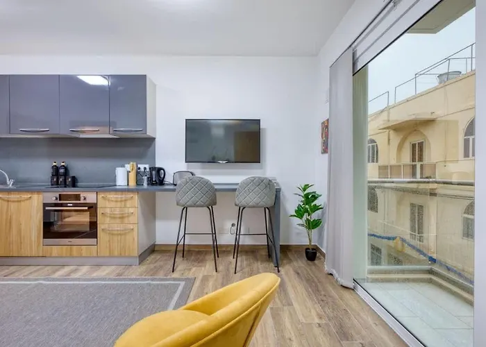 Quiet Cosy & Gwardamanga