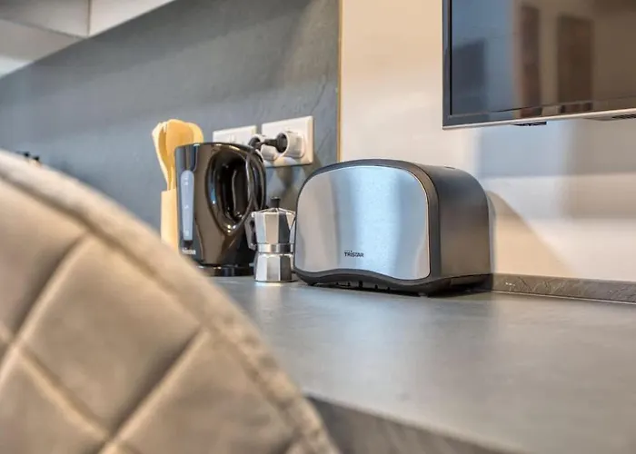 Quiet Cosy & * Gwardamanga